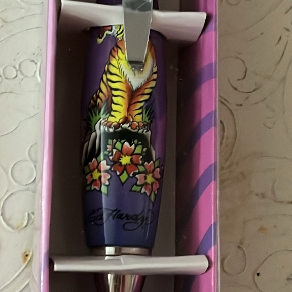 Rare Ed Hardy Pen with Tiger New in Box Never Used - Picture 4 of 4